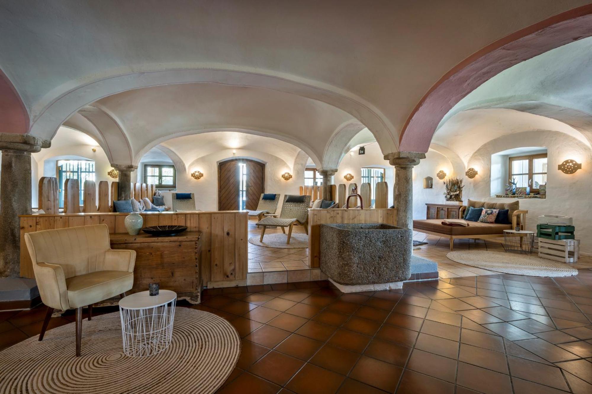 Hotel Am Haslinger Hof Bad Füssing Екстериор снимка