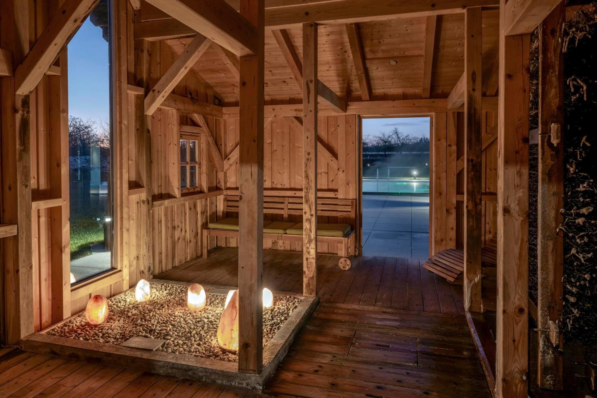 Hotel Am Haslinger Hof Bad Füssing Екстериор снимка